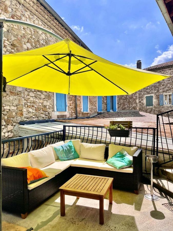 Les Voyageurs Hotel Charols Екстериор снимка