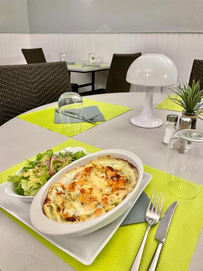 Les Voyageurs Hotel Charols Екстериор снимка