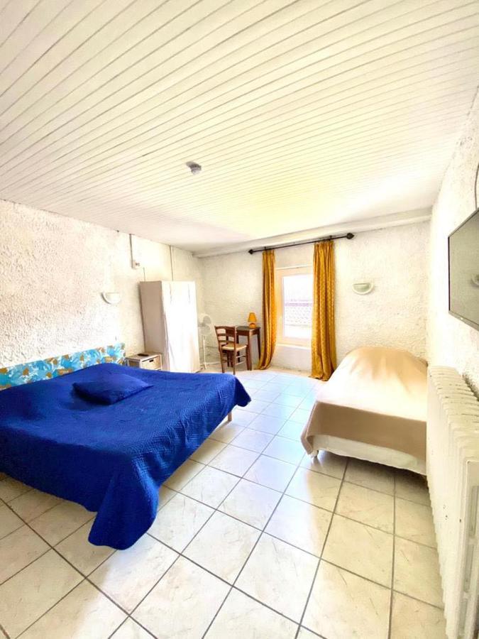 Les Voyageurs Hotel Charols Екстериор снимка