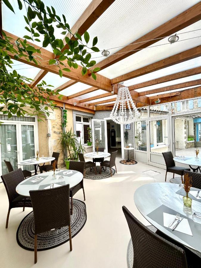 Les Voyageurs Hotel Charols Екстериор снимка