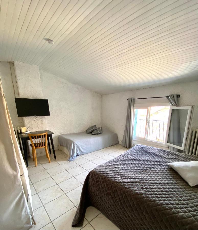 Les Voyageurs Hotel Charols Екстериор снимка