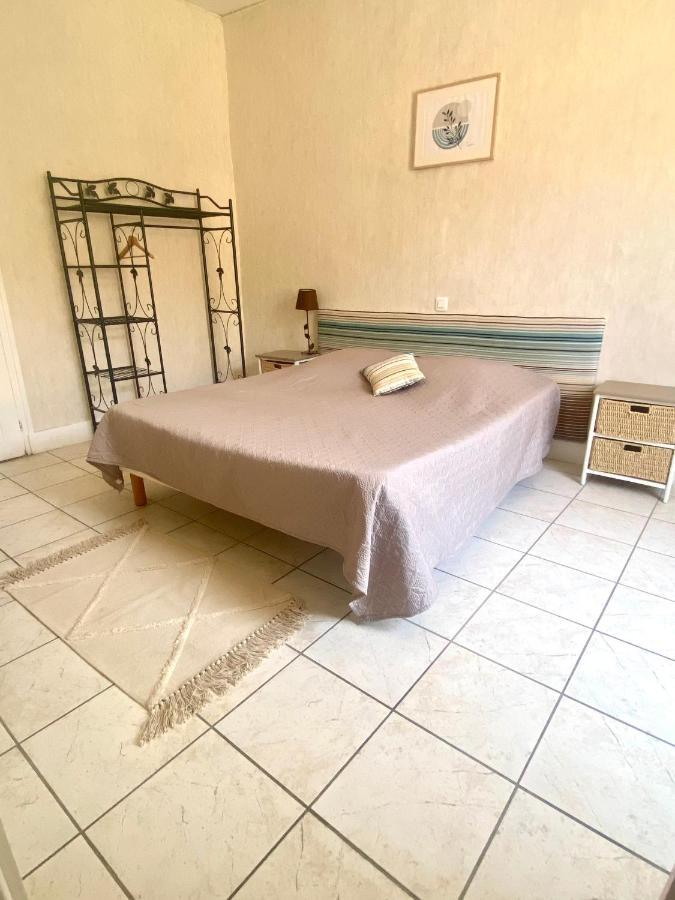 Les Voyageurs Hotel Charols Екстериор снимка