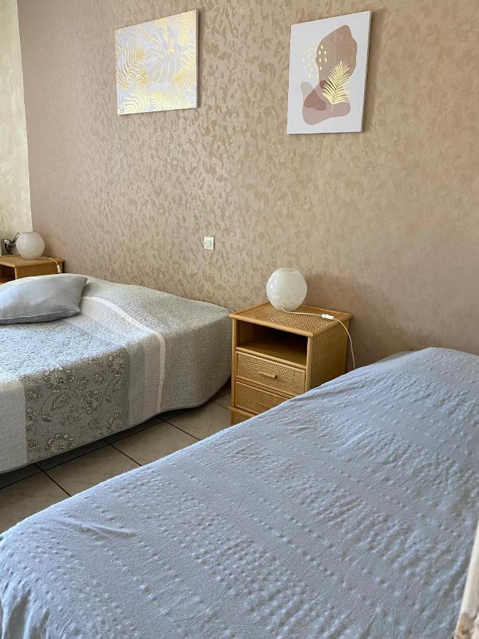 Les Voyageurs Hotel Charols Екстериор снимка